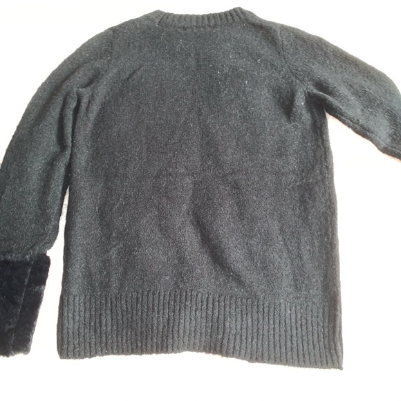 Magaschoni faux fur sleeve sweater size xs - Picture 4 of 7